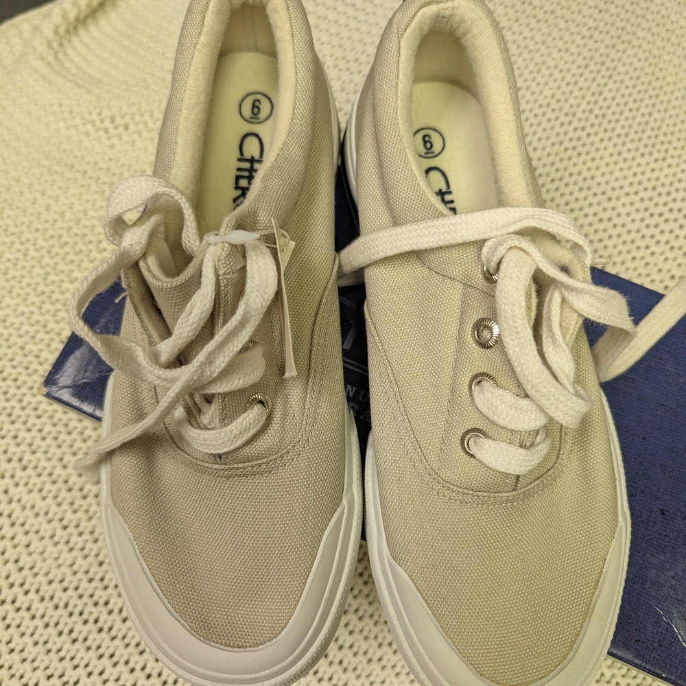 City Sneaks Beige Canvas Sneakers